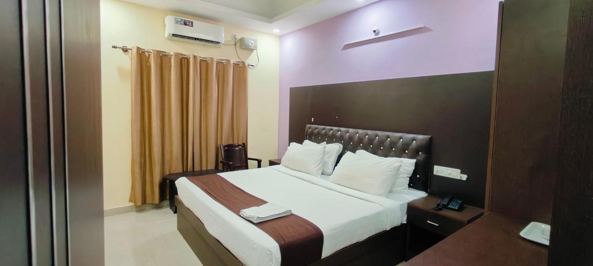 Pph Royal Gs Comforts Opp Mall Of Asia Бангалор Экстерьер фото